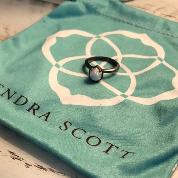 Kendra Scott Jewelry - KENDRA SCOTT KYOCERA OPAL CUSTOM RING